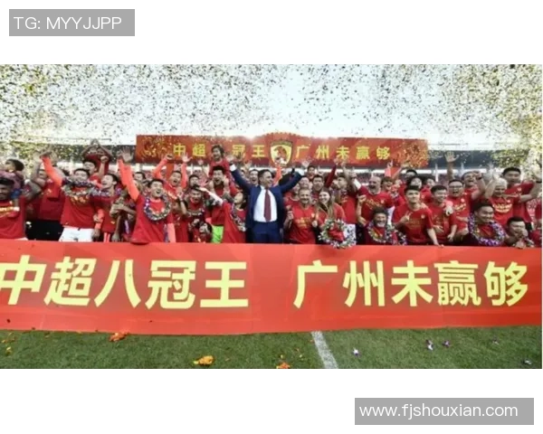广州足球队实力之争引发热议球迷观点碰撞激烈讨论